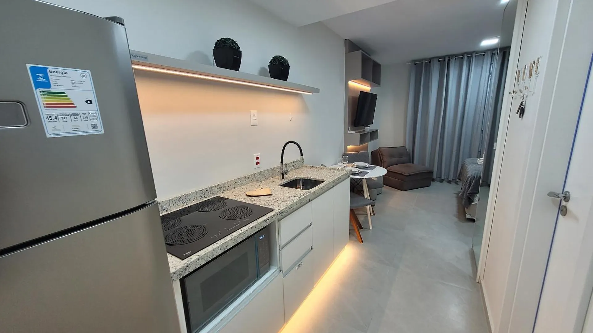 Appartement Studio Lux Ao Lado Da Puc Com Netflix Porto Alegre